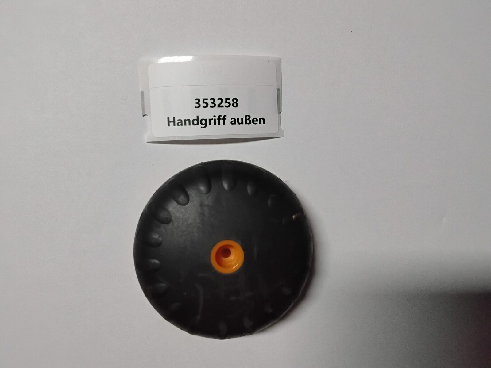 353258