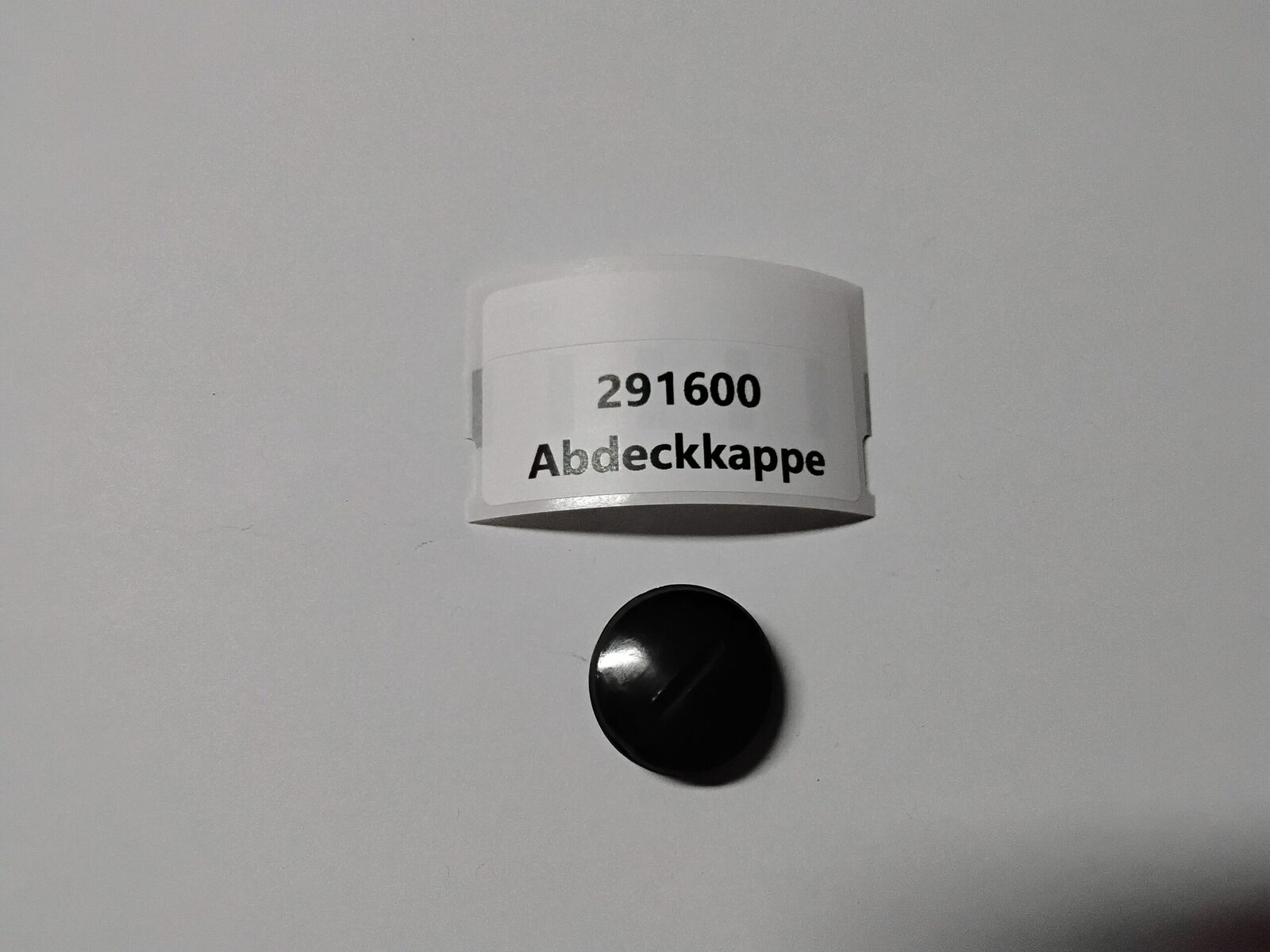 291600
